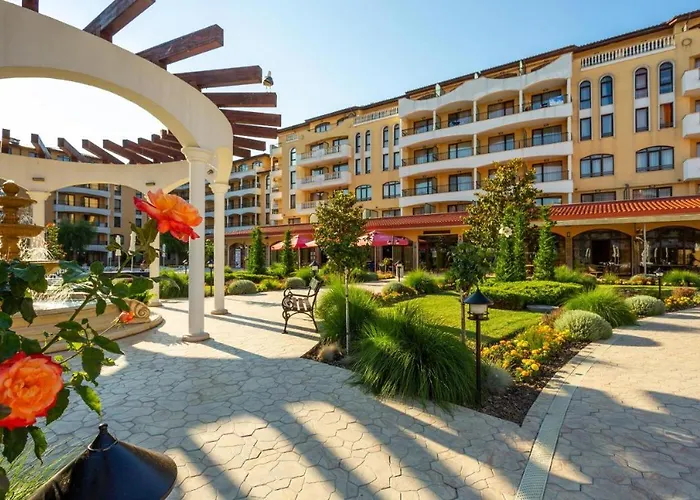 Royal Sun - Premium Σάνι Μπιτς